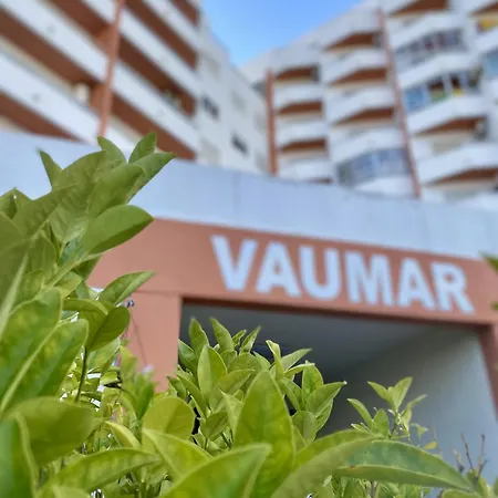 Vaumar Ii With Pool In Da Rocha